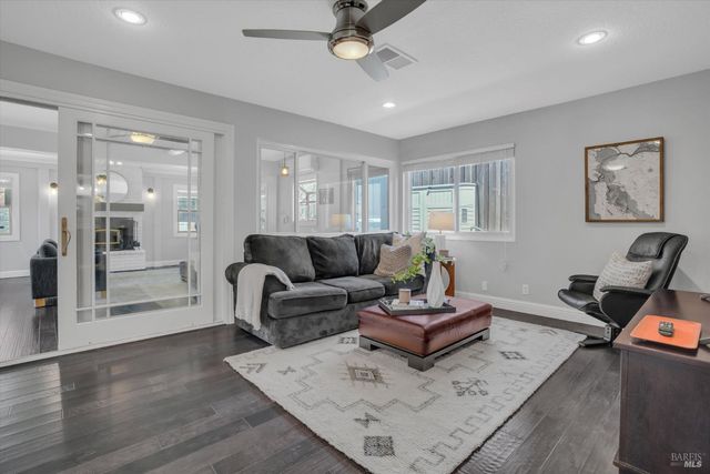 249 Baker St, Benicia, CA 94510