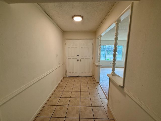 4382 N Crystal Avenue, Fresno, CA 93705