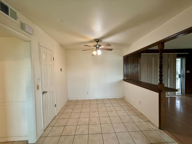 4382 N Crystal Avenue, Fresno, CA 93705