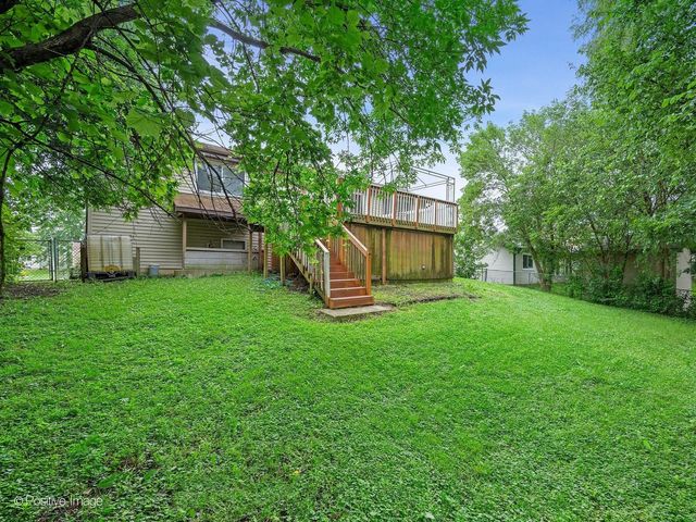 290 LOVELAND Drive, Glendale Heights, IL 60139