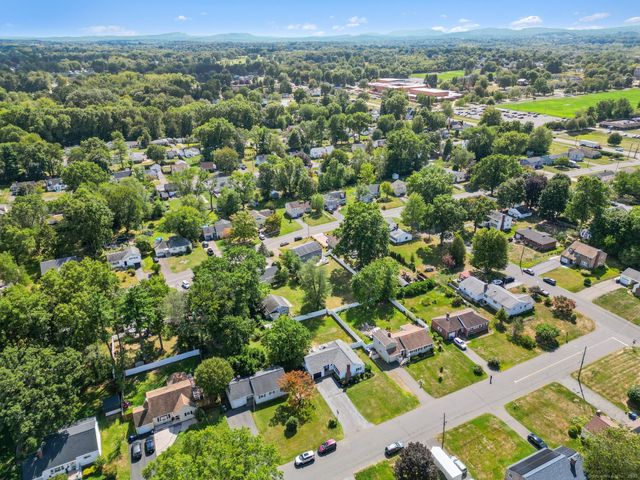 105 Gilbert Road, Newington, CT 06111