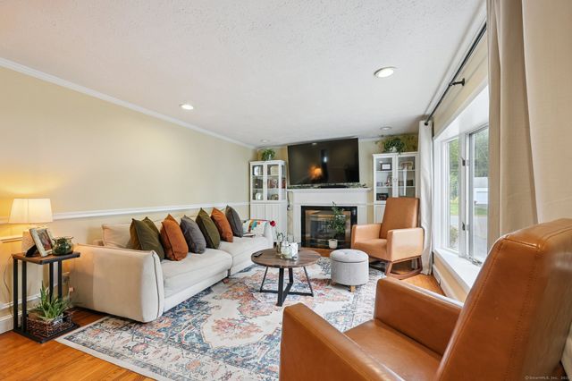 105 Gilbert Road, Newington, CT 06111