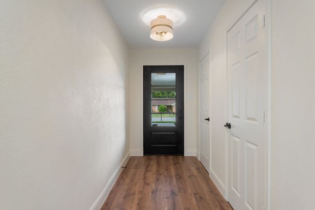 2212 Mountainview Drive, Hurst, TX 76054
