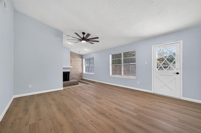 11622 Old Telegraph Road, Houston, TX 77067