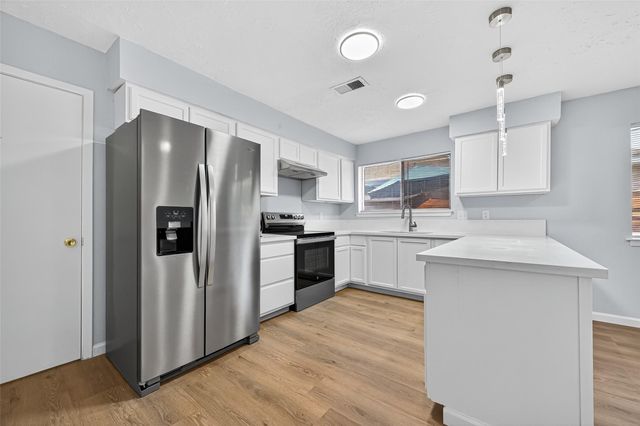 11622 Old Telegraph Road, Houston, TX 77067