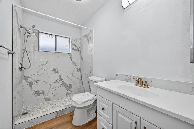 11622 Old Telegraph Road, Houston, TX 77067