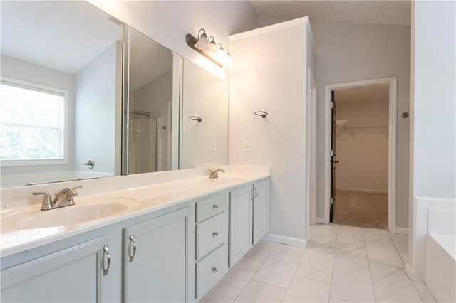 6005 Ambercrest Court, Buford, GA 30518