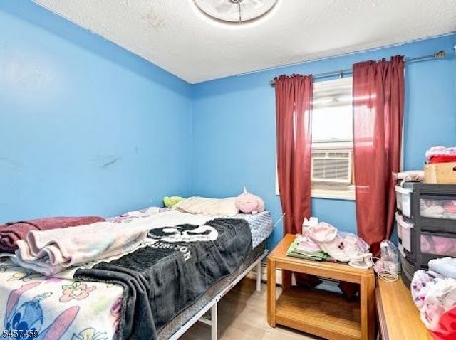 80 Churchill Ave, Franklin Twp., NJ 08873