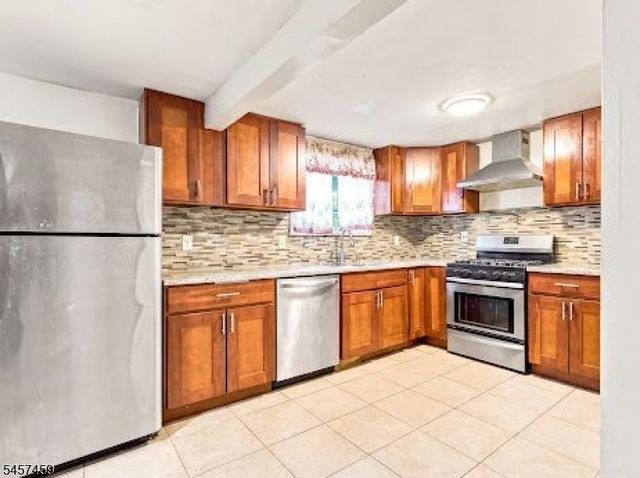 80 Churchill Ave, Franklin Twp., NJ 08873