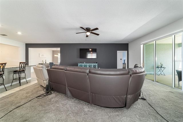 6433 SW 73RD AVENUE, Ocala, FL 34474