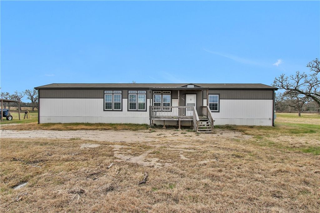 6087 FM 3060 Farm to Market Road, Midway, TX 75852