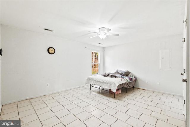 9617 THOUSAND OAKS LN, Spotsylvania, VA 22551