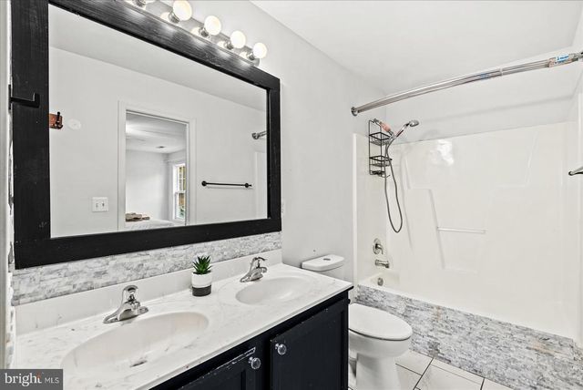 9617 THOUSAND OAKS LN, Spotsylvania, VA 22551