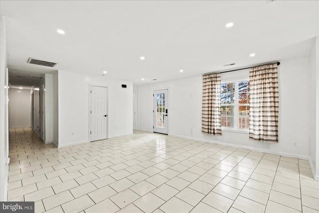 9617 THOUSAND OAKS LN, Spotsylvania, VA 22551