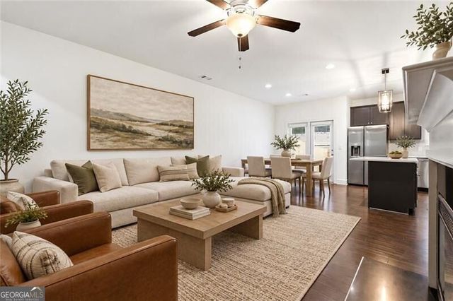91 Auburn Run Lane, Auburn, GA 30011