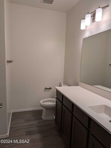 2195 W Desert Topaz Way, Tucson, AZ 85742