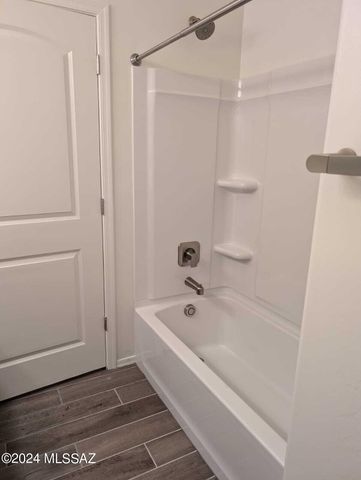 2195 W Desert Topaz Way, Tucson, AZ 85742
