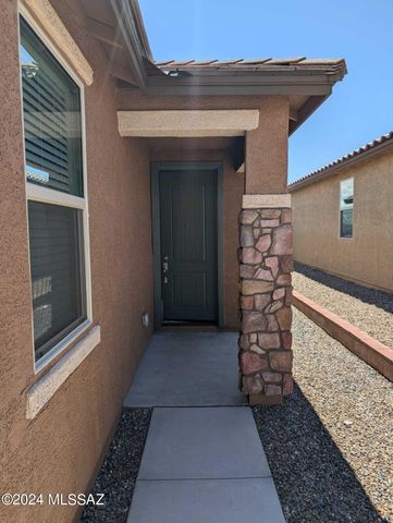 2195 W Desert Topaz Way, Tucson, AZ 85742
