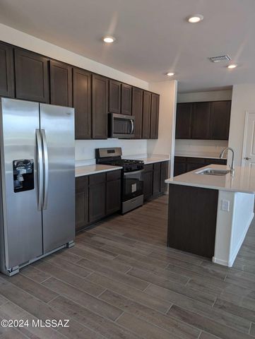 2195 W Desert Topaz Way, Tucson, AZ 85742