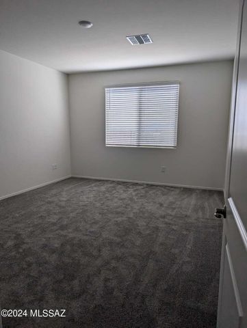 2195 W Desert Topaz Way, Tucson, AZ 85742