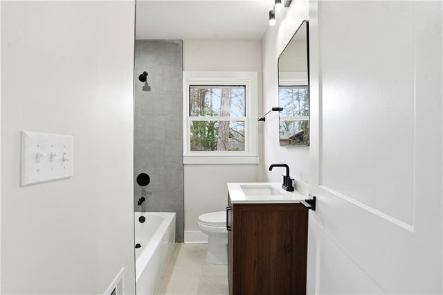 3119 Bellgreen Way, Decatur, GA 30032