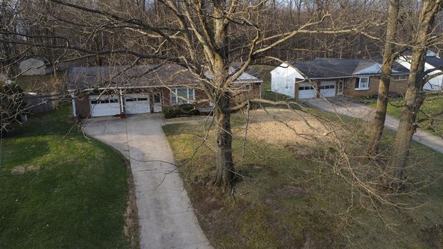 1462 S Lascerne Circle, Mansfield, OH 44906