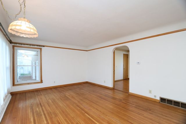 1462 S Lascerne Circle, Mansfield, OH 44906