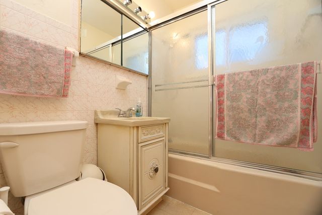 1462 S Lascerne Circle, Mansfield, OH 44906