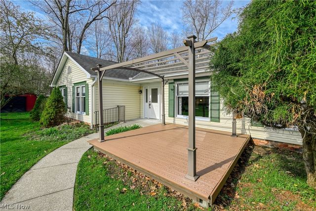 8873 Cooley Road, Ravenna, OH 44266