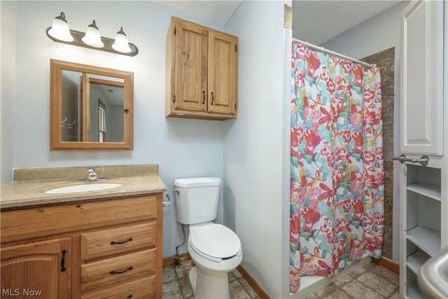 8873 Cooley Road, Ravenna, OH 44266
