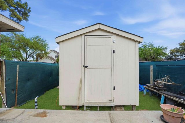 15258 Ferness Lane, Channelview, TX 77530