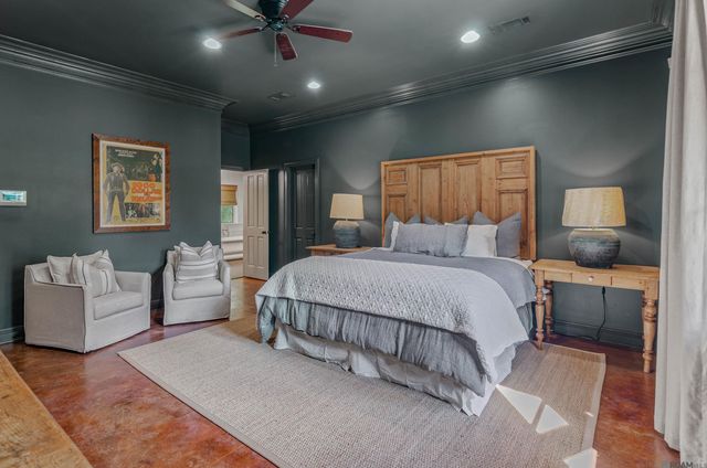 4636 River Rd, Clinton, LA 70722