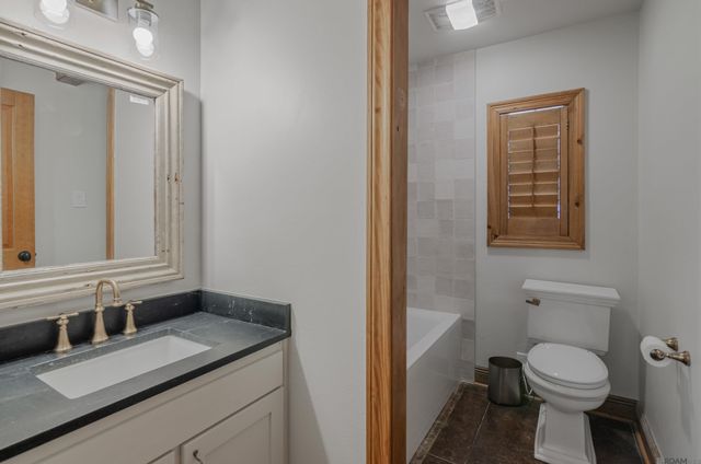 4636 River Rd, Clinton, LA 70722