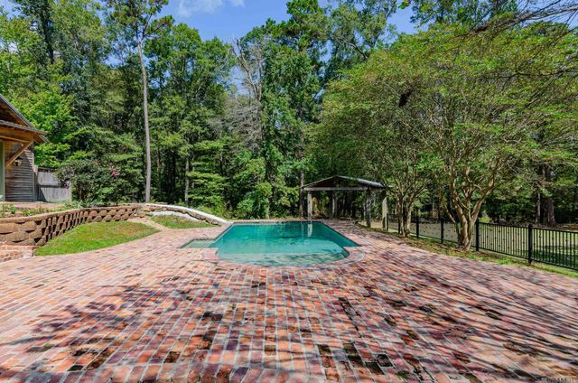 4636 River Rd, Clinton, LA 70722