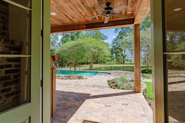 4636 River Rd, Clinton, LA 70722