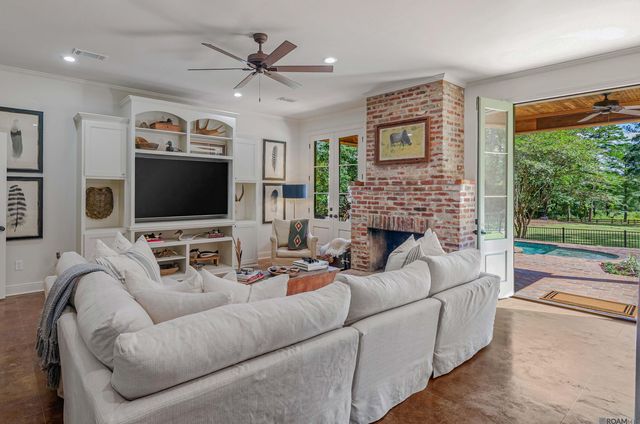 4636 River Rd, Clinton, LA 70722