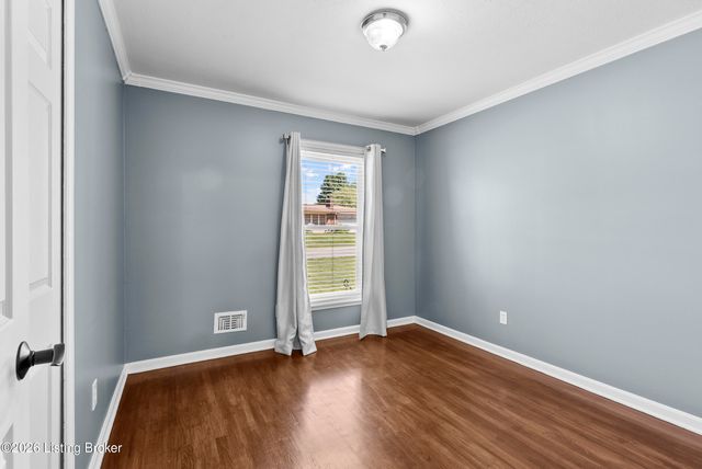 4802 Famous Way, Louisville, KY 40219