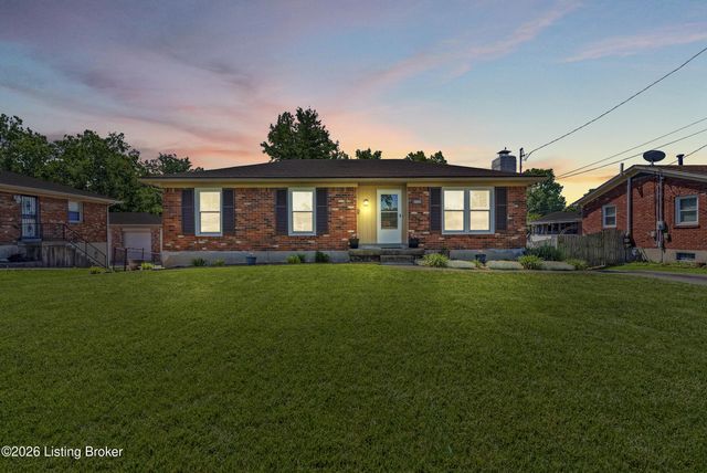 4802 Famous Way, Louisville, KY 40219