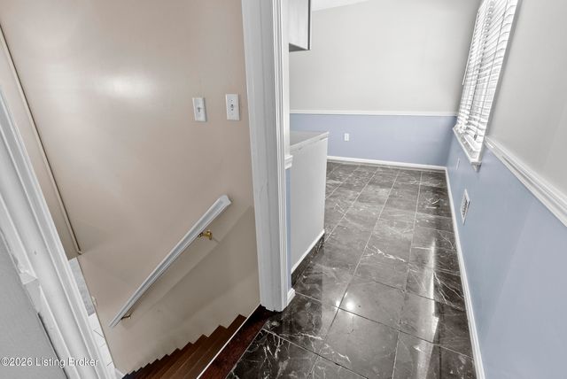 4802 Famous Way, Louisville, KY 40219