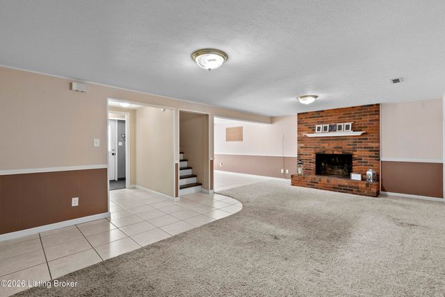 4802 Famous Way, Louisville, KY 40219