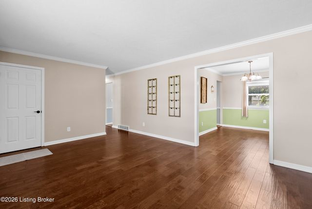 4802 Famous Way, Louisville, KY 40219