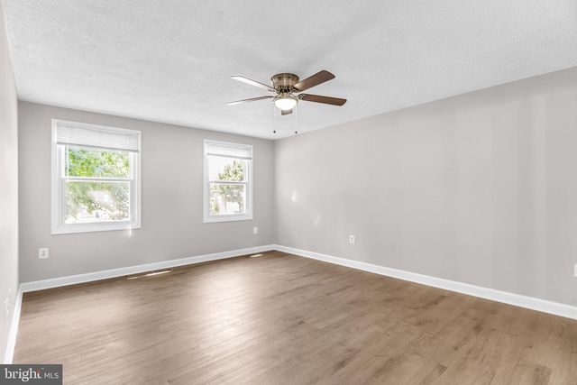 3204 LOCKGATE CT, Herndon, VA 20171