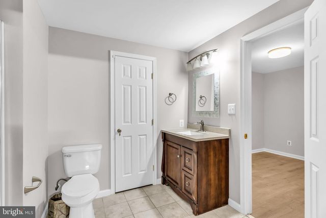 3204 LOCKGATE CT, Herndon, VA 20171