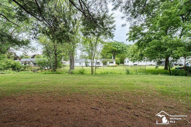 3563 1st Street, La Salle, MI 48145