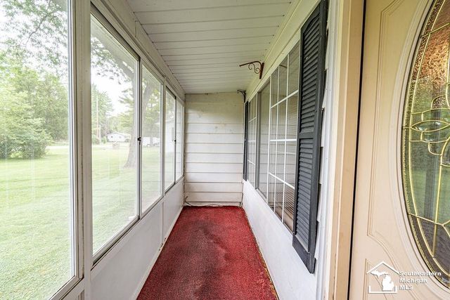 3563 1st Street, La Salle, MI 48145