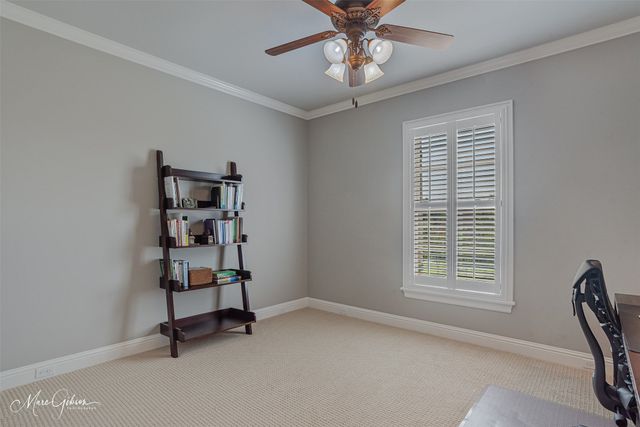 211 Hollybrook Drive, Shreveport, LA 71106