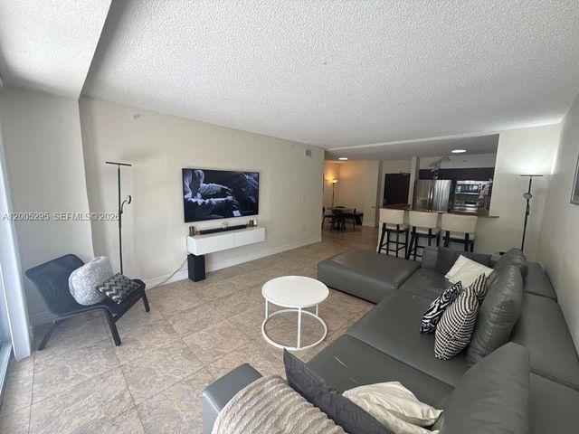 1500 Bay Rd 116S, Miami Beach, FL 33139