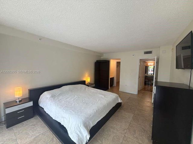 1500 Bay Rd 116S, Miami Beach, FL 33139