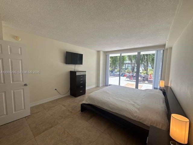 1500 Bay Rd 116S, Miami Beach, FL 33139