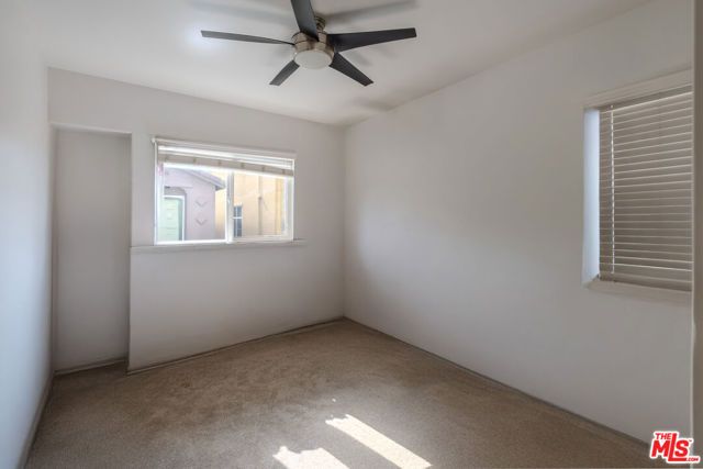 16855 Balboa Lane, Van Nuys (los Angeles), CA 91406